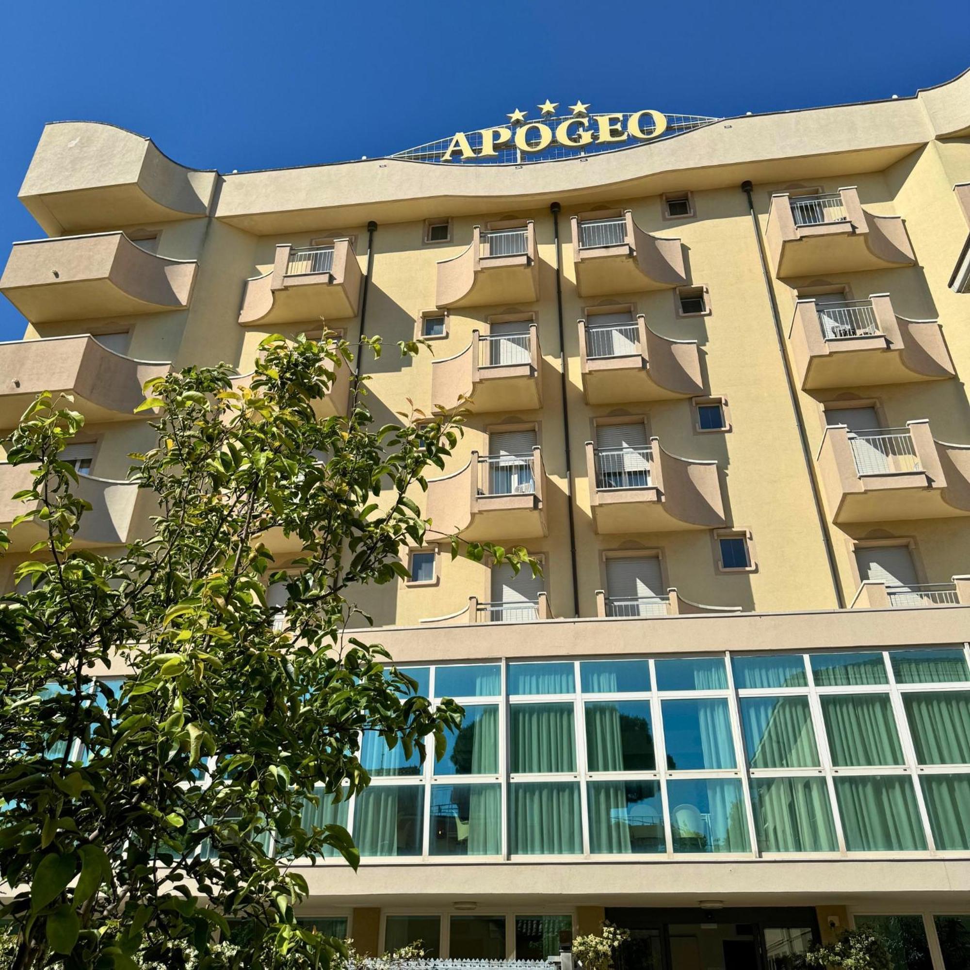 Hotel Apogeo Rimini Exterior foto